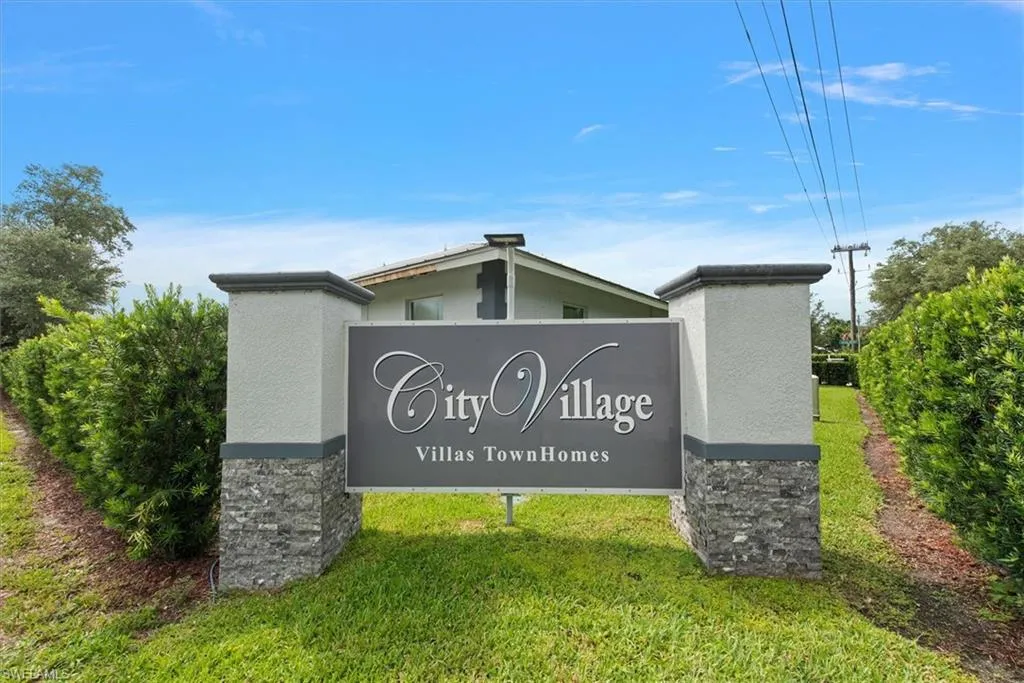 175 Village CIR, Labelle, FL 33935,2025000275
