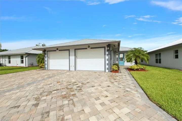 175 Village CIR, Labelle, FL 33935,2025000275