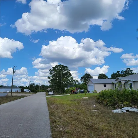 2511 23rd St W, Lehigh Acres Fl 33971