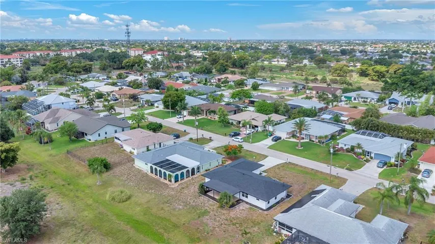 3745 SE 6th  AVE, Cape Coral, FL 33904