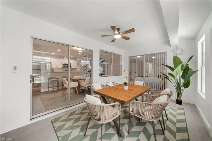 4688 Pembrooke Ln, Bonita Springs, Florida 34134