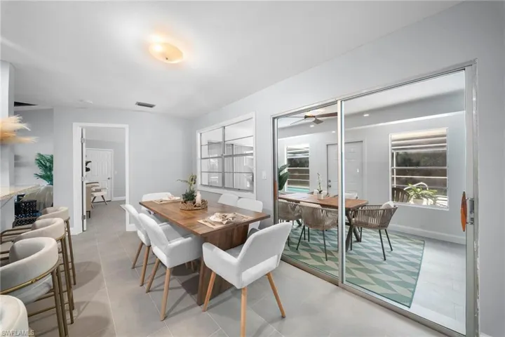 4688 Pembrooke Ln, Bonita Springs, Florida 34134