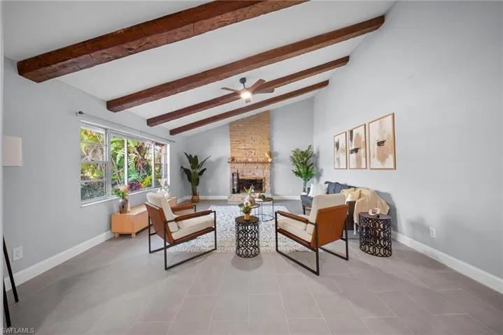 4688 Pembrooke Ln, Bonita Springs, Florida 34134