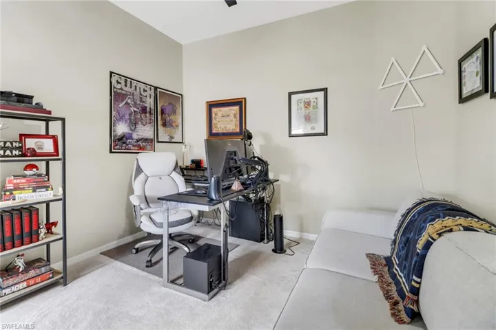 15586  Summit Place  CIR, Naples, FL 34119