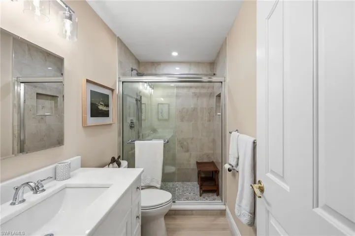 6260 Bellerive Ave 407, Naples, Florida 34119