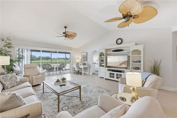 6260 Bellerive Ave 407, Naples, Florida 34119