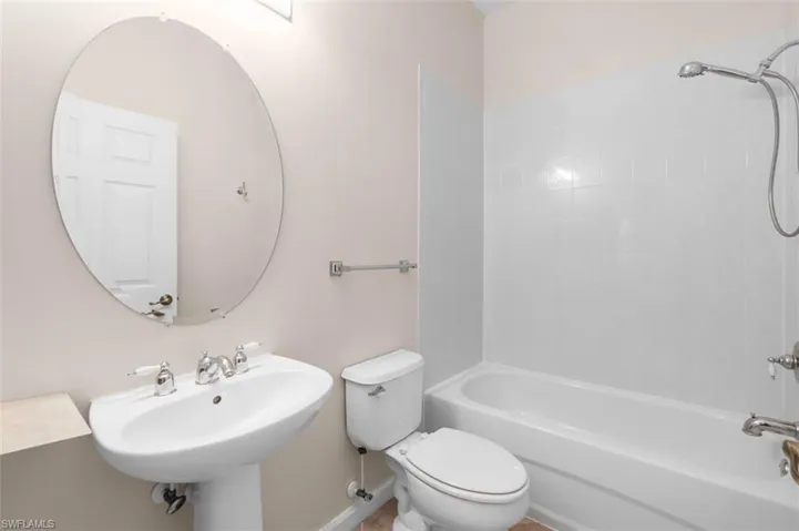 3RD FULL BATHROOM