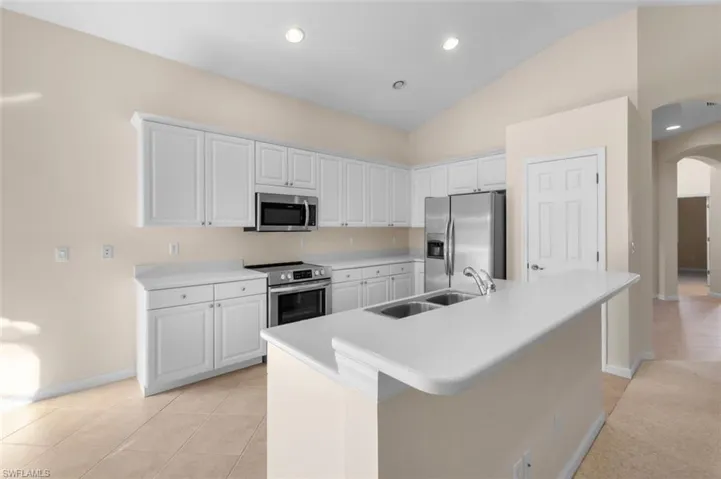 STAINLESS APPLIANCES