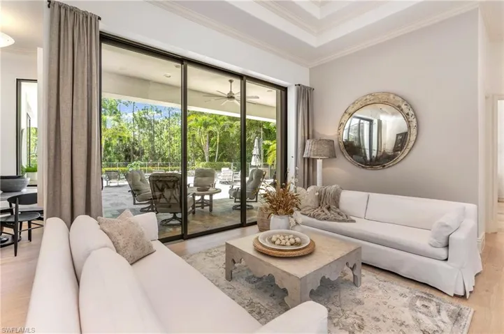 17014 Verona Ln, Naples, Florida 34110