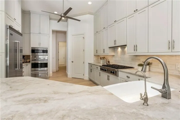 17014 Verona Ln, Naples, Florida 34110