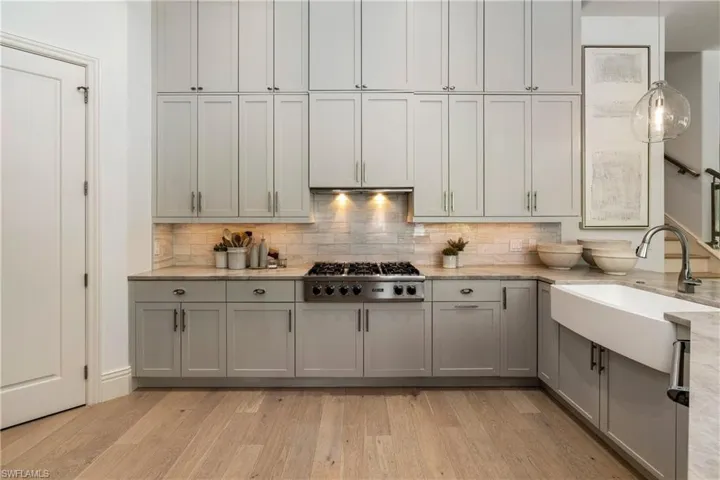 17014 Verona Ln, Naples, Florida 34110