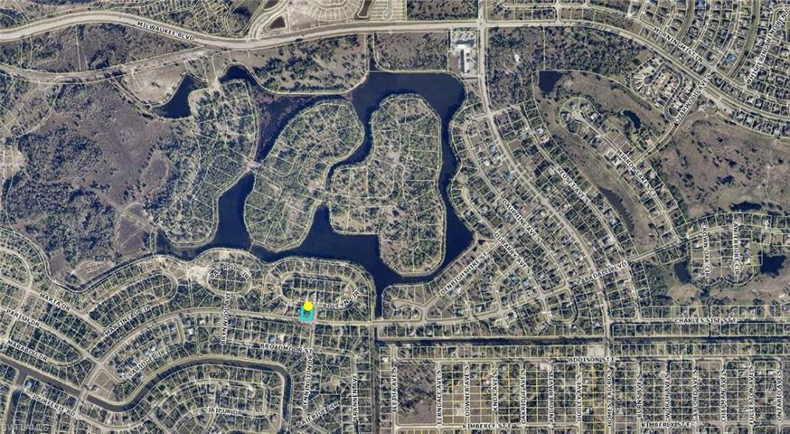 427 Boleyn CIR, LEHIGH ACRES FL 33974