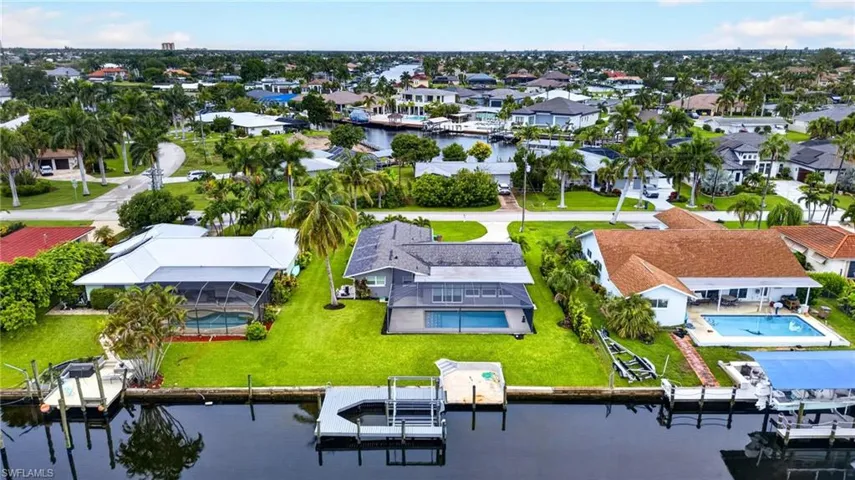 4957 Sorrento Ct, Cape Coral, Florida 33904
