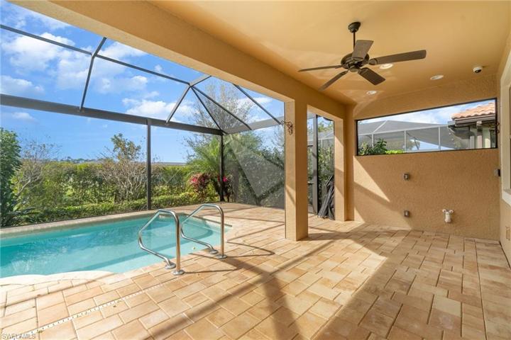 16365  Aberdeen  WAY, Naples, FL 34110