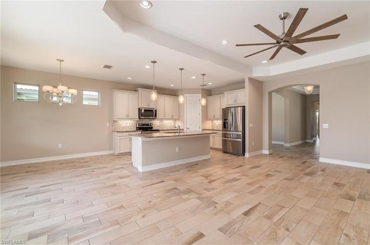 16365  Aberdeen  WAY, Naples, FL 34110