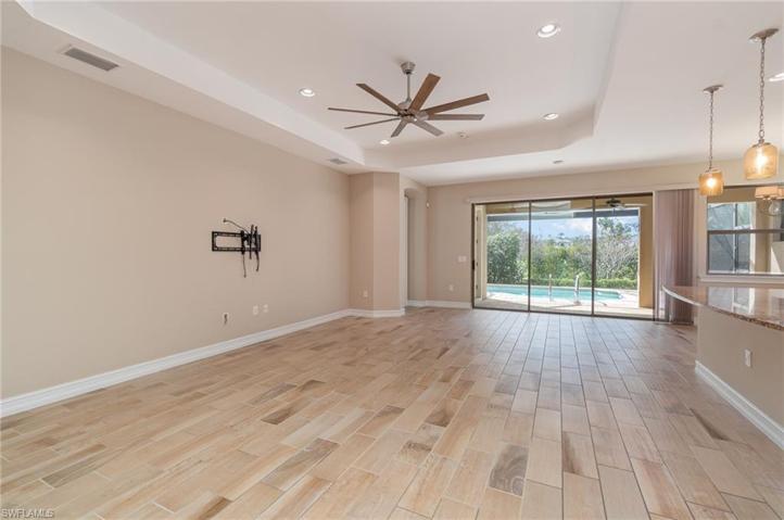 16365  Aberdeen  WAY, Naples, FL 34110