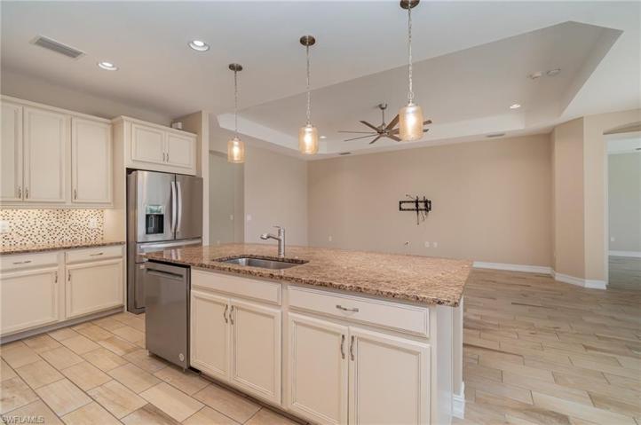16365  Aberdeen  WAY, Naples, FL 34110