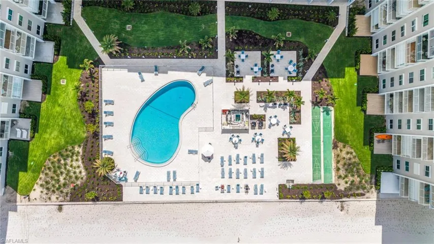 Bird's eye view of a pool