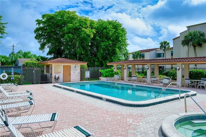 3605  Boca Ciega  DR, Naples, FL 34112
