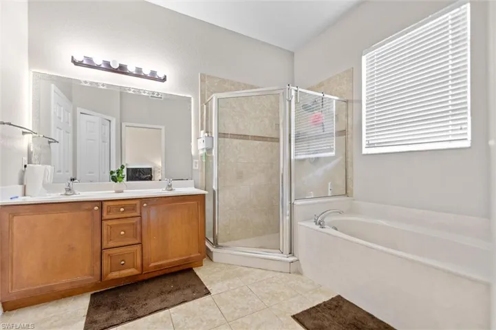 9804 Bodego Way 101, Fort Myers, Florida 33908