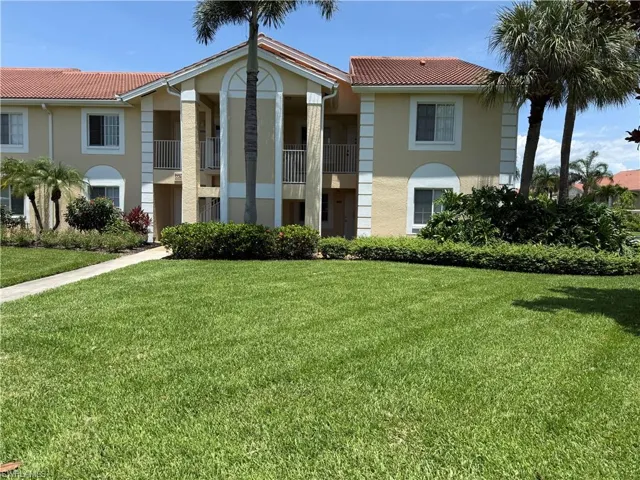 7750 Jewel Ln 103, Naples, Florida 34109