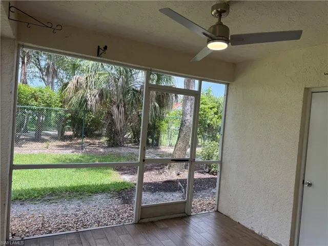 7750 Jewel Ln 103, Naples, Florida 34109