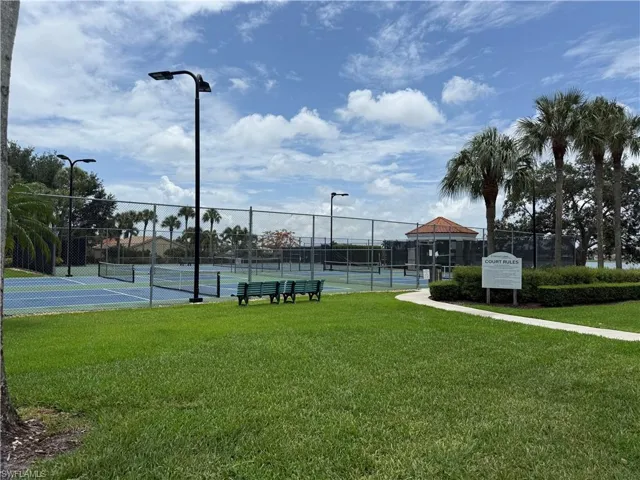7750 Jewel Ln 103, Naples, Florida 34109