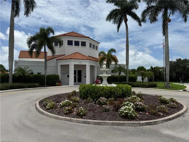 7750 Jewel Ln 103, Naples, Florida 34109