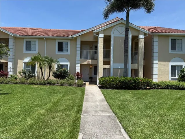 7750 Jewel Ln 103, Naples, Florida 34109