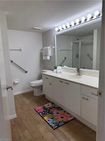 7750 Jewel Ln 103, Naples, Florida 34109