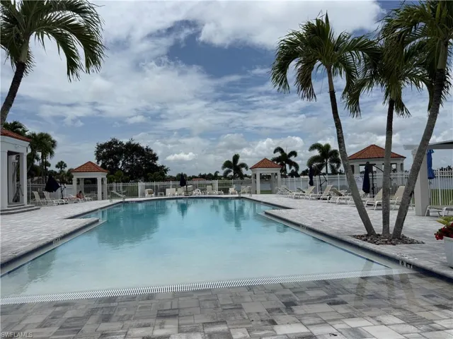 7750 Jewel Ln 103, Naples, Florida 34109