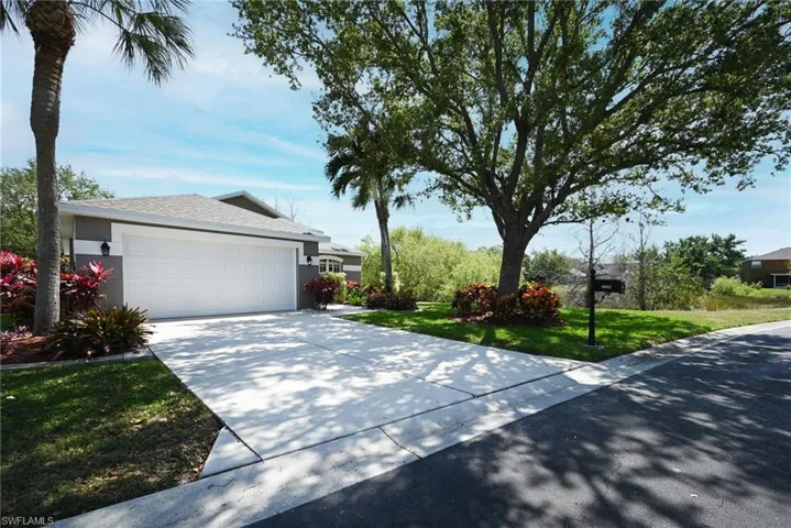8802  Fawn Ridge  DR, Fort Myers, FL 33912