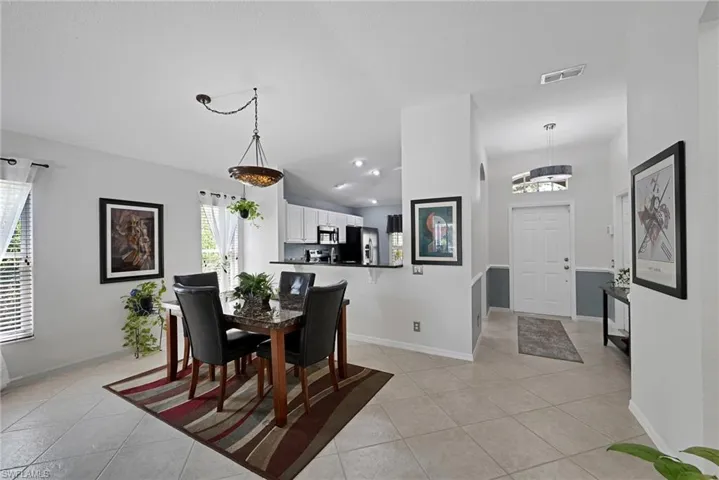 8802  Fawn Ridge  DR, Fort Myers, FL 33912