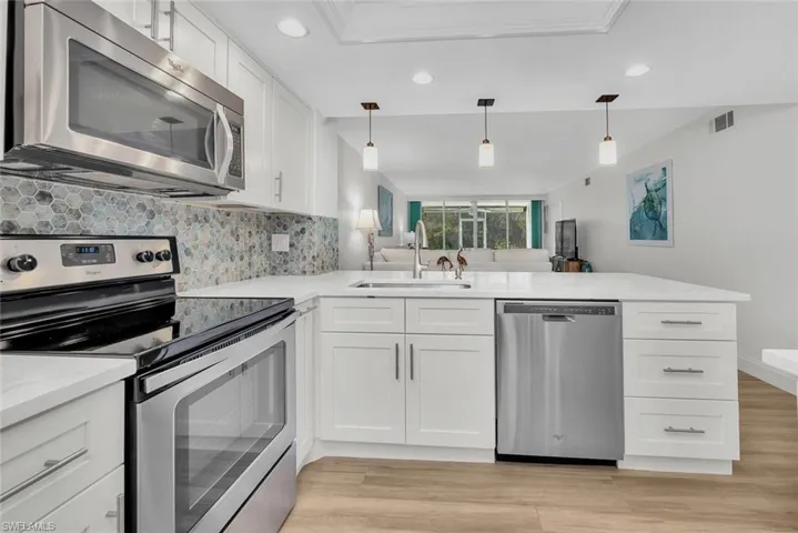 SS Kitchen