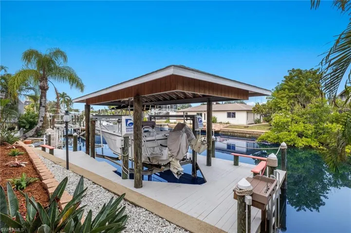 10K# Covered, wrap around boat dock.