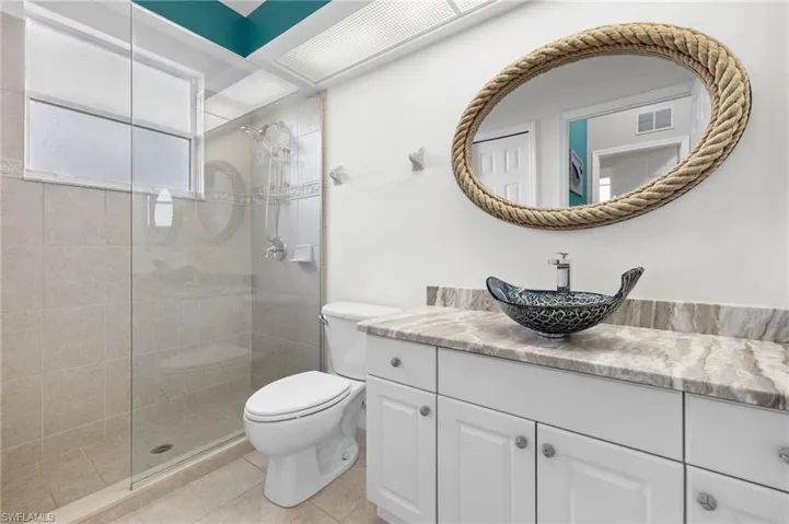 Guest Bath.
