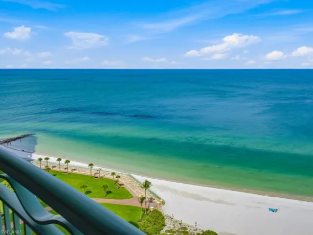 940 Cape Marco Dr 1905, Marco Island, Florida 34145