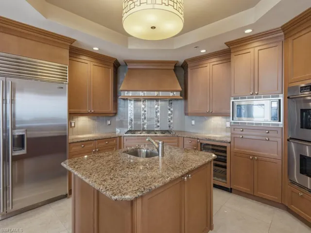 940 Cape Marco Dr 1905, Marco Island, Florida 34145
