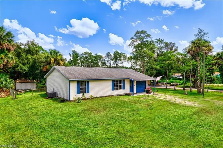 551 Golden Gate Blvd W, Naples, Florida 34120
