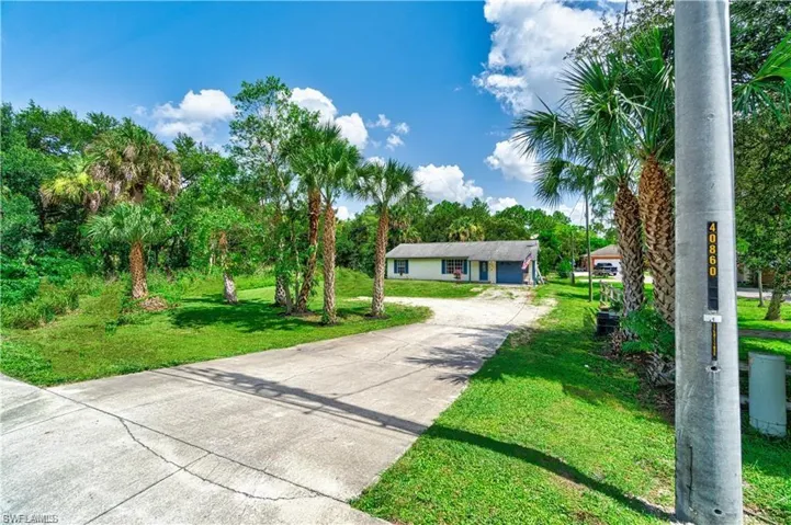 551 Golden Gate Blvd W, Naples, Florida 34120