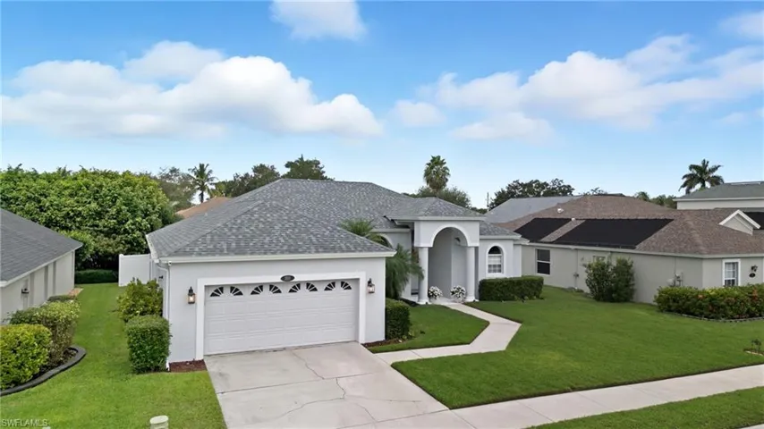 189  Skipping Stone  LN, Naples, FL 34119
