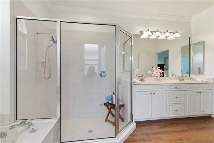 189  Skipping Stone  LN, Naples, FL 34119