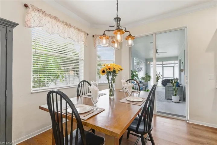 189  Skipping Stone  LN, Naples, FL 34119