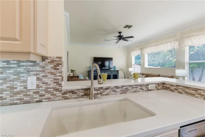 189  Skipping Stone  LN, Naples, FL 34119