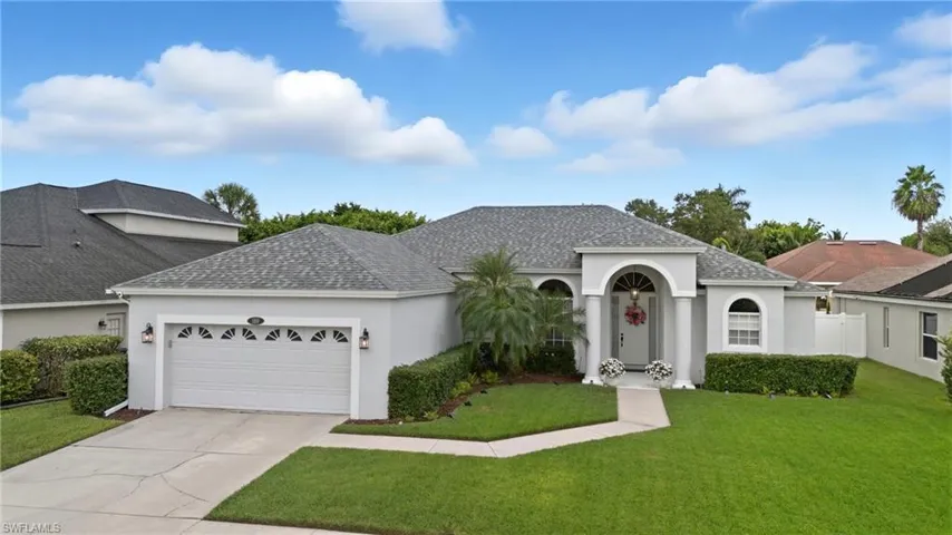 189  Skipping Stone  LN, Naples, FL 34119
