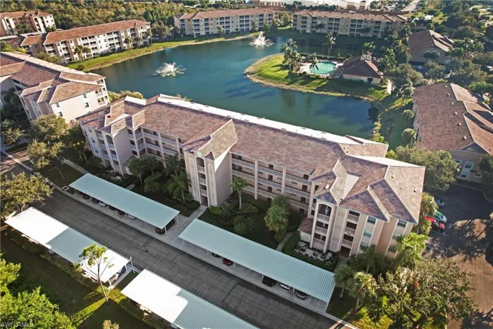 Bird's eye view of apartment complex / building and a large body of water