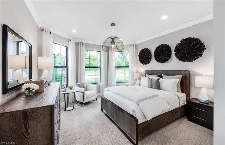 Photo of furnished model, options may vary.