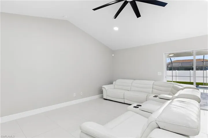 629 Sw 29th St, Cape Coral, Florida 33914