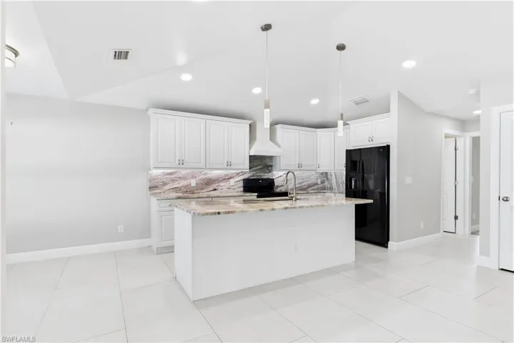 629 Sw 29th St, Cape Coral, Florida 33914