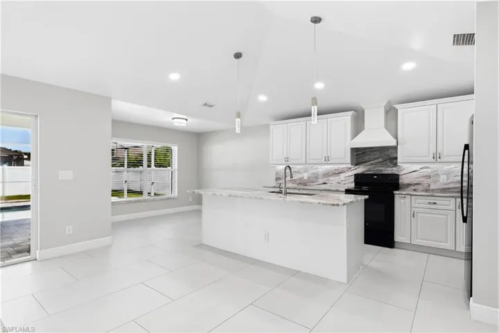 629 Sw 29th St, Cape Coral, Florida 33914